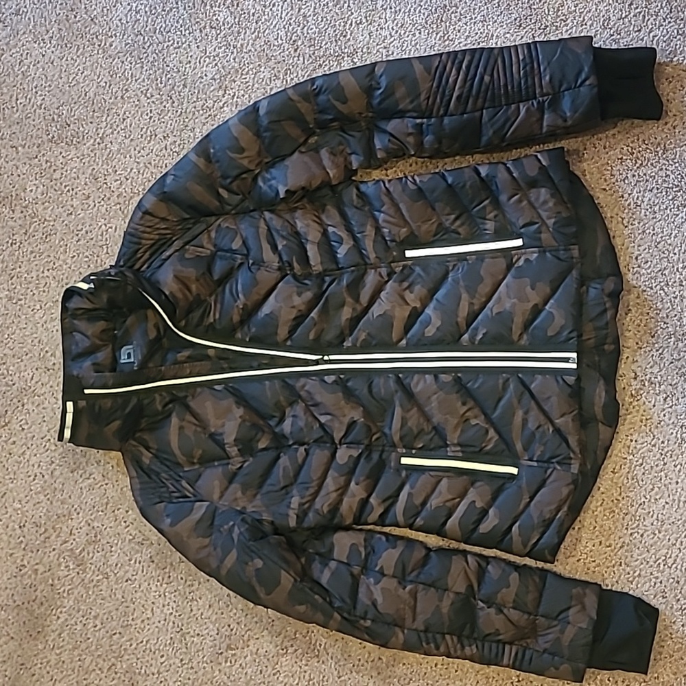 Women's black camo down jacket